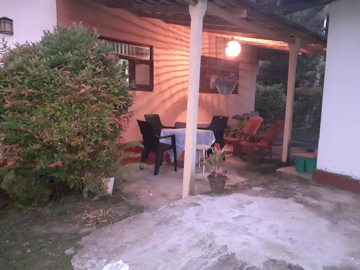 Jumera Villa Mirissa Esterno foto